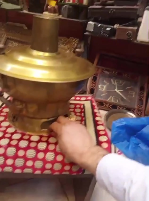 حماصة فستق عالفحم 
من النحاس جميلة جدا 
بتزبط للمحامص او عربايات الفستق 
عمان جبل الحسين مقابل فندق كايا 
0797424627


**إذا كنت صاحب هذا الإعلان وتريد حذفه لأي سبب، رجاءا أرسل رسالة إلى الدعم الفني**