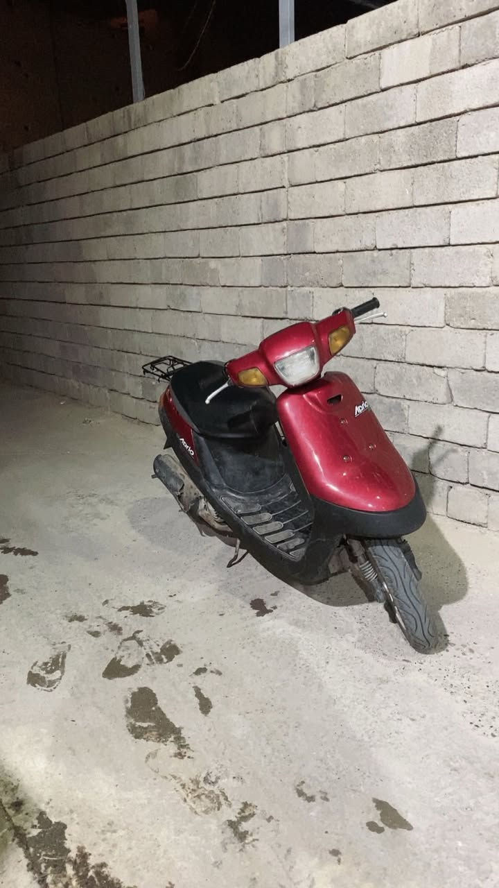 سلام عليكم ماطور للبيع الماطور نضيف كلشي ما يعوزه بس تنضيف كابريتا، او مراوس مع ماطور كير نضيف يريد فرق عادي مو مشكلة بس اهمشي النضافه /موقع حي عدن /متواجد ماسنجر 
ارقام 
***********
***********
