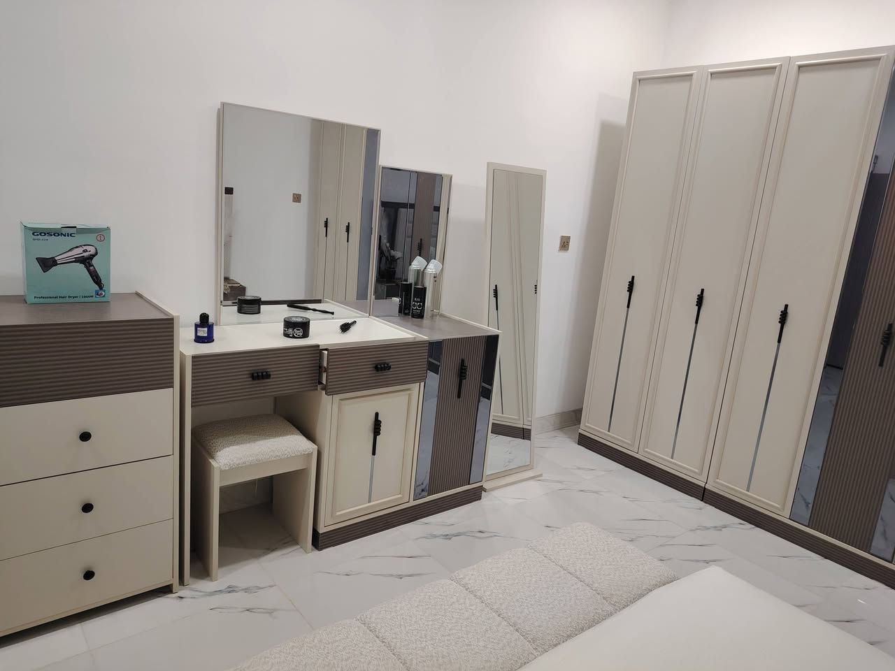 السلام عليكم غرفة نوم جديده صار اسبوع من ماخذها تركي درجه اولئ ١٠ قطع ماخذها مليون ٧٠٠ ابيعها مليون ٢٥٠


**إذا كنت صاحب هذا الإعلان وتريد حذفه لأي سبب، رجاءا أرسل رسالة إلى الدعم الفني**