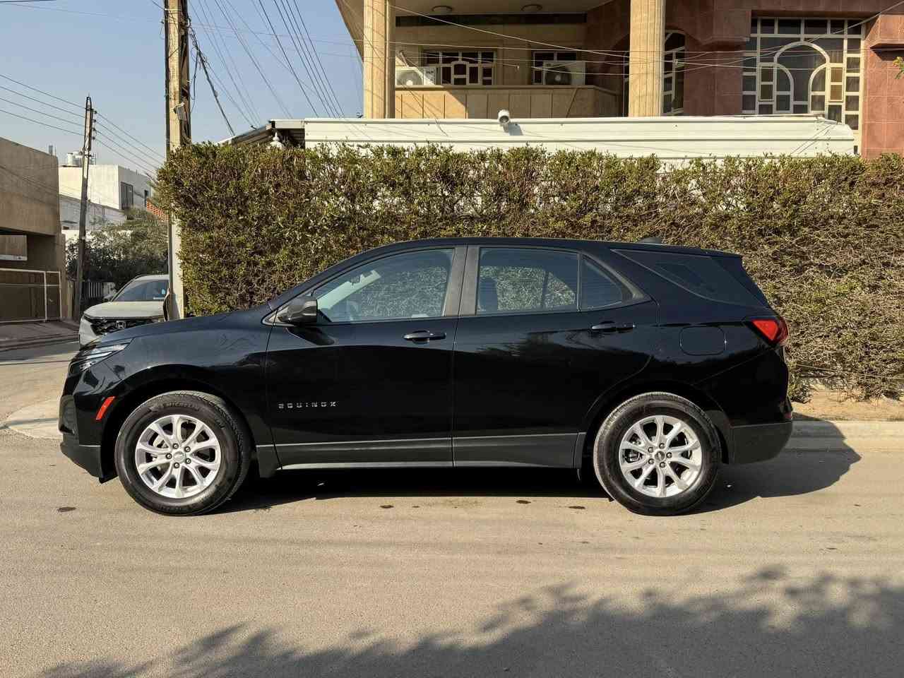 (رقم بغداد سنويه بسمي)
للبيع شوفرليت كونكس 2023 
وارد امريكي حادثه جداً بسيط صندوك مصبوغ فقط حته لدعاميه نفسه بدون صبغ شاصي لغد حوض مكفول جميع لايرباكات سليمه وعلفحص وين ميحب المشتري 
(صور الحادث ورقم الشاصي موجوده بلمنشور)
ماشيه 16
             بجم كبس✅
____________________________________ 
الفئه:- LS
بصمه ابواب وتشغيل/شاشه كبيره /كامره دواره
داخل ابيض وكرسي كهرباء /رادار امامي وجانبي وتحديد مسار/تحكمات ستيرن جهيتن.
محرك 4 سلندر 1500 تيربو /اوتو ستوب
ستتم صوت متكامل /مانع انزلاق ABS.
حساس خلفي /لايتات زنون بلادي 
مكان السياره بغداد المنصور الداودي
سعرها 185 ورقه قابل للتفاوض
***********
