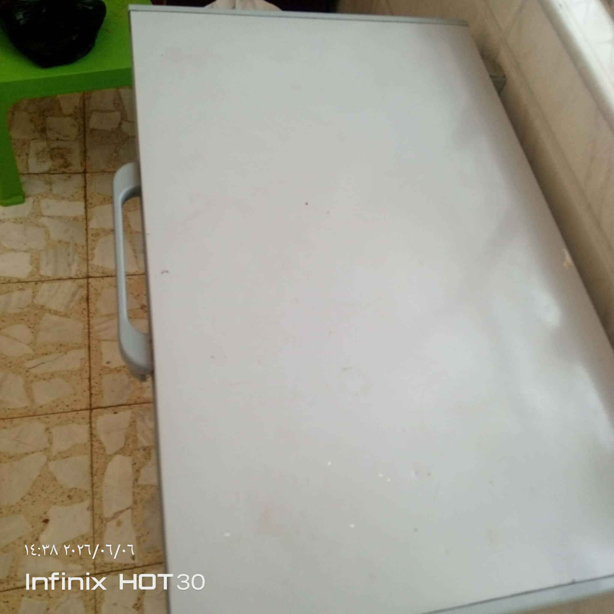 سلام عليكم مجمده جديده مستعمله فقط10 تيام مكان طوريج سعر 225وبيه مجال رقم الجهاز ***********
