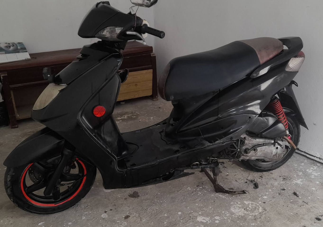 سلام عليكم سكنس نثيه للبيع او مراوس اب ايراني جاهزه خير من الله ***********واتساب ***********اتصال
