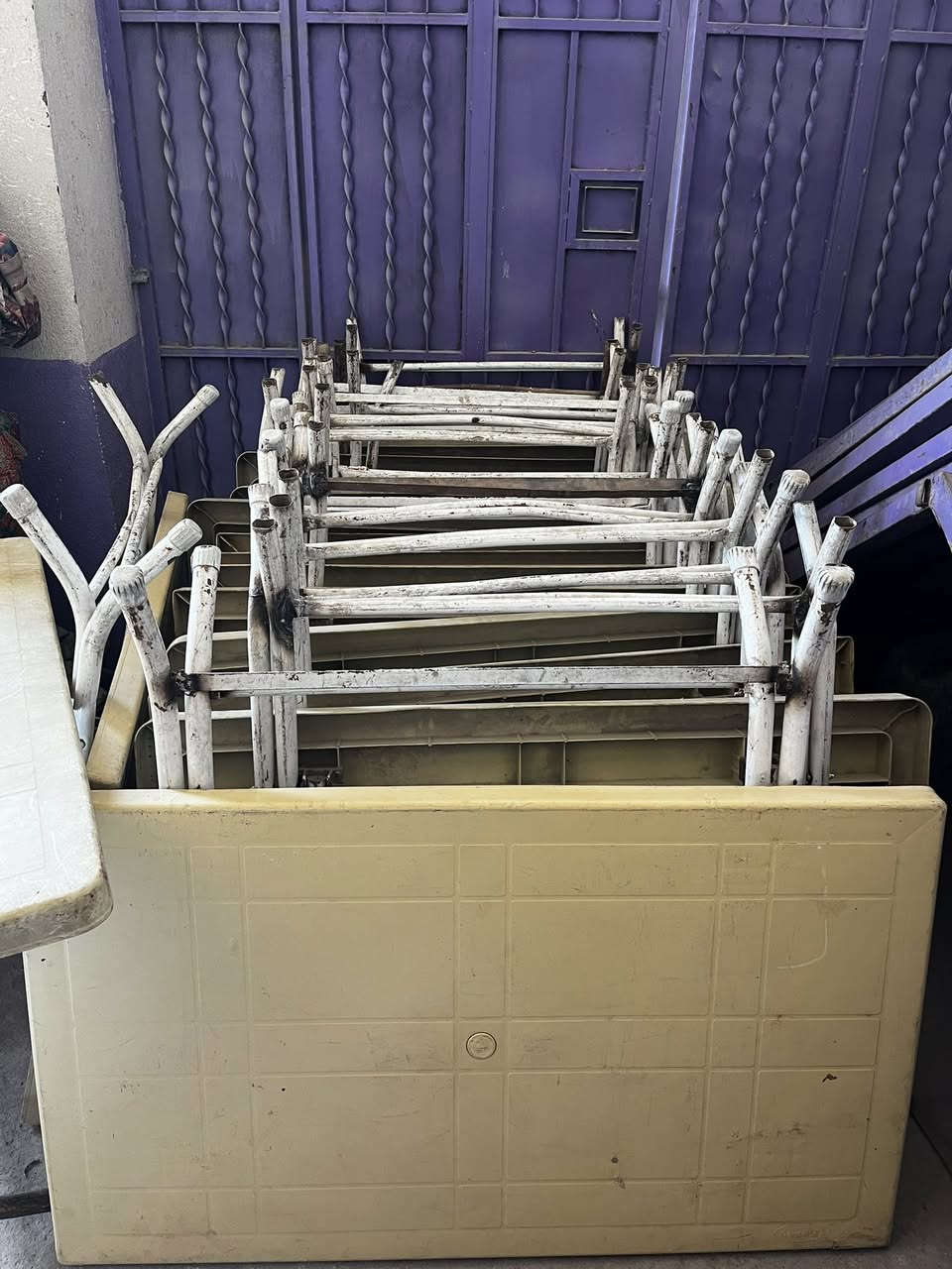 السلام عليكم يتوفر كراسي + ميز حديد وبلاستيك و صواني ام العراوي  للبيع وبأسعار مناسبةمكاني بابل نزلة جسر الوردية خارج 

للاستفسار الاتصال على الرقم 
***********
