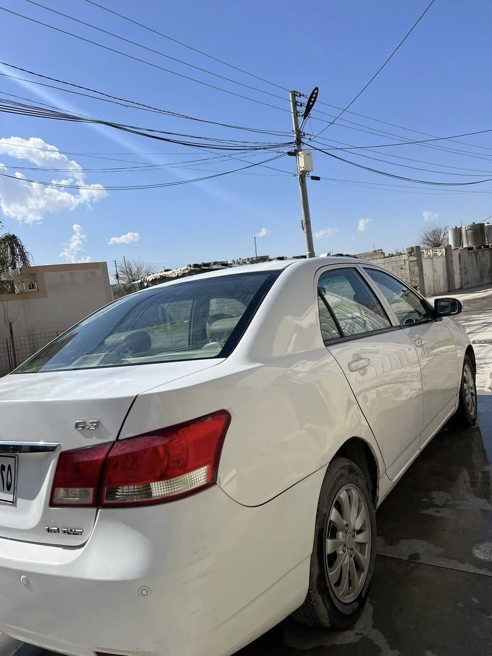 BYD G3 2013 
گێڕو مەکینە کڕۆلا
گێڕ تۆماتیک
فولل مواسەفات 
بەسمە
بەسمەی دەرگا
سڵاید
کوشن جڵد
شاشەو کامێرا
حاسە
چوارجام کارەبا
ئاوێنە کارەبا
بۆیاخ:یەک پارچە
تازە عەمام و پۆڵیش کراوە
سەنەوی بەغدا ماڵی مەدەنی بەشەرت
نرخ ٣٢ گەڵا و معامەلە 
چوارقوڕنە 
***********
