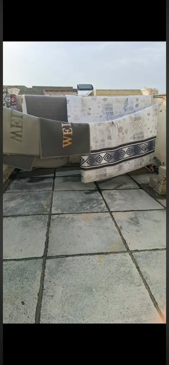 السلام عليكم بيت 50 متر للبيع زراعي سند 25 
يحتوي على 3 غرف نوم بلطابق الثاني والطابق الاول استقبال ومطبخ وسطحين الواجهة تخليف بلكامل والارضيه كاشي المكان شهداء البياع شارع ابو رائد السعر95 مليون
للاستفسار باقي التفاصل ***********
