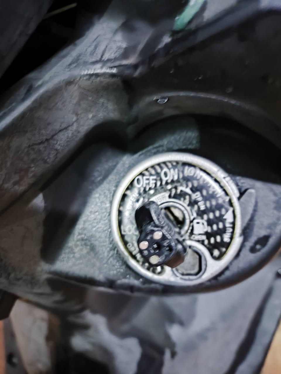 سكنس جبلي للبيع
تزويده
1سترين رياضي اسود
2قبق دهن بريك سمائي
3بك لايت r6الأصلي الحديد
4سبايدر ماروني
5جاملغ امامي كاربون فايبر
6ستان صفح 7الوان
7قطره دهن تزويد ذهبي
8قبق فلاوين ازرك
9كزوز اصلي سل ستيل شتريته وحده ب300
10كبات شاصي اصلي
11كلجات تزويد اصلي تورباين اسود الكلج الامامي سمائي
12موشمه دراجه
13كهربائيات كلهم شغاله +رباعي بيه
14قبق كلجات 7الوان
15قاعده سويج كاربون فايبر
16يدات بريك اصلي كوسو
دراجه  مكفوله من كلشي ماشيه 11الف دراجه مرتبه وتوه طالعه من الحاويه
منفيس وصل موجود


**إذا كنت صاحب هذا الإعلان وتريد حذفه لأي سبب، رجاءا أرسل رسالة إلى الدعم الفني**