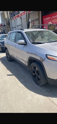 جيب بزون موديل 2018 السعر 90 ورقه قفل سياره يحتاجلها صبغ فقط سياره جاه...