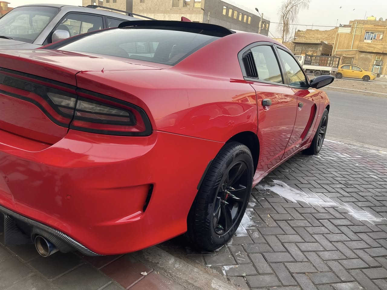 السلام عليكم
GT فور ويل 2018
فول عده فتحه ورادار 
ماشيه 175 mi 
محدث بنيد ودعاميات فقط
تبريد مكينه كير كفاله
ما متواجد فيس 
***********
