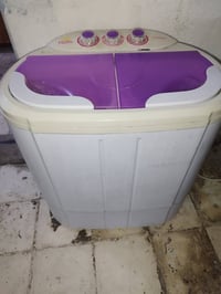 سخان وسط جديد • غسالة تنشيف وغسل • طباخ نضيف كامل