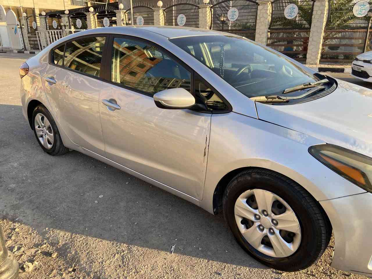 فورتي موديل ١٨ رقم أربيل لود سلفر ماشيه ٦٥ سياره حادثها بس بارد سياره بيها تبديل بس جاملغ الأيمن مكينه ٢٠٠٠ السياره كفاله كير مكينه حداديه تبريد سعر ١٢٠ بيها مجال رقم ***********
