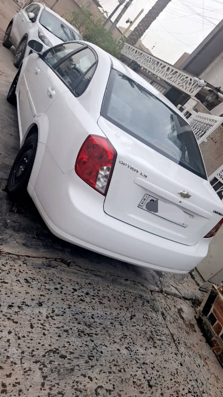 السلام عليكم 
للبيع اوبترا ٢٠١٣ خليجي 
ماشية ١٠٠ الف 
كفاله عدا شخص بالباب شبر
رقم سليمانية الانكليزي 
هزه ورقم وسنويد جدد
صدر امامي خلفي جدد 
السيارة ع وضع الشركه 
تخم تاير جديد 
السعر خاص بسبب النفوس الضعيفه
للاستفسار ***********
