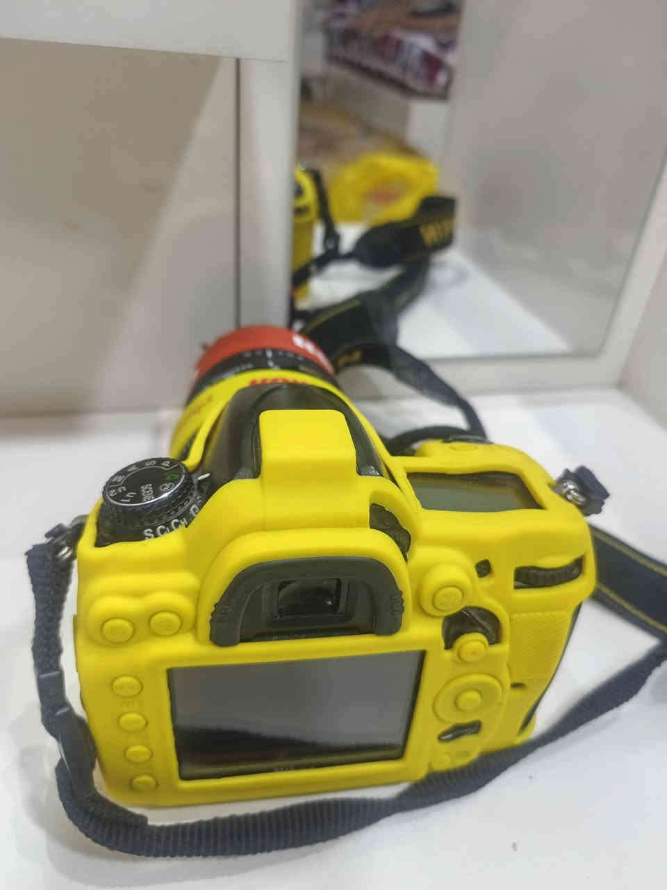 كاميرا نيكون7000 للبيع  نضافه80%
بطاريات 2 
رامات 2
عدسات 2
استان تصوير
تفصالات تايبسي 2 تفصالات إيفون 1
شاحنه + كيبل شاحنه 2
 
السعر 450 وبيها مجال قليل

العنوان البصرة ***********
