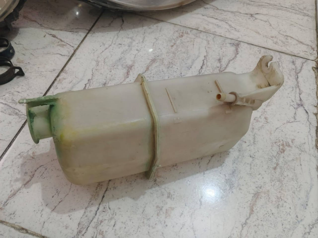غراض النترا مقدس للبيع  ماسدات وهورن وقفايص والباقي موجودات بالصور الاتصال فقط على هذا الرقم خاص ما متواجد *********** مكاني بغداد
