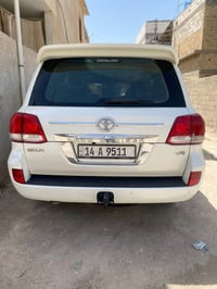 لاندكروز ستينيه • ٢٠١١ • رقم بصره