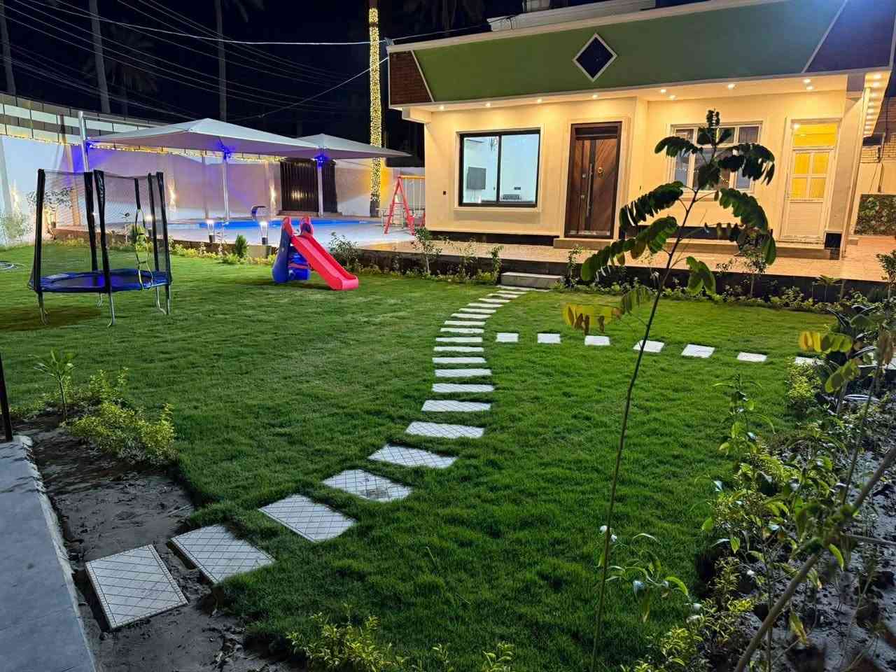 🌴 مزرعة ليلئ للإيجار اليومي 🌴
مزرعة مميزة وموثوقة على تطبيق أجرلي، مناسبة للعوائل والجلسات الجميلة.
✨ المميزات:
🏊‍♂️ مسبح للكبار و الصغار
🌳 حديقة كبيرة وجلسات خارجية
🔥 مكان مخصص للشواء (باربيكيو)
🎮 ألعاب للكبار
🧸 ألعاب للأطفال
🛏 غرف نوم عدد 2
🏠 صالة كبيرة
🍽 مطبخ داخلي مودرن
🚗 كراج داخلي يتسع لأكثر من 4 سيارات
📍 العنوان: بغداد / الدورة / البوعيثة
📞 للاستفسار والحجز:
***********
متوفر اتصال وواتساب
