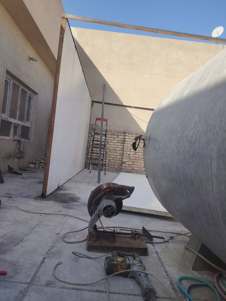 حداده متنقله في كافة مناطق الفلوجة والمجاوره
ابواب شبابيك 
#سندويش
#حداده
#سقائف باحدث الموديلات
#حداده_جواله


**إذا كنت صاحب هذا الإعلان وتريد حذفه لأي سبب، رجاءا أرسل رسالة إلى الدعم الفني**