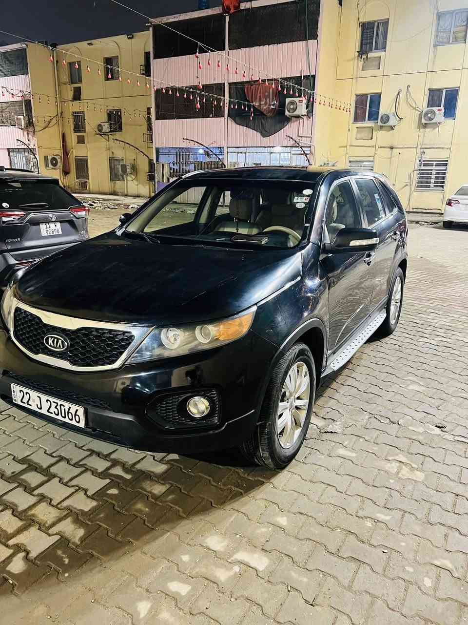 السلام عليكم سورنتو موديل 2012 اللبيع 7 راكب مكينه كير عل فحص تبريد 3 قطع  مكينه 2400  دوش مواصفات معروفهاا بسمي تحويل مباشر  بيها جفيه   
صفحه السايق خفيفه ومعمره بدون تكم بدون شواصي  السعر 107 وبيها مجال عنوني بغداد الطالبيه ***********
