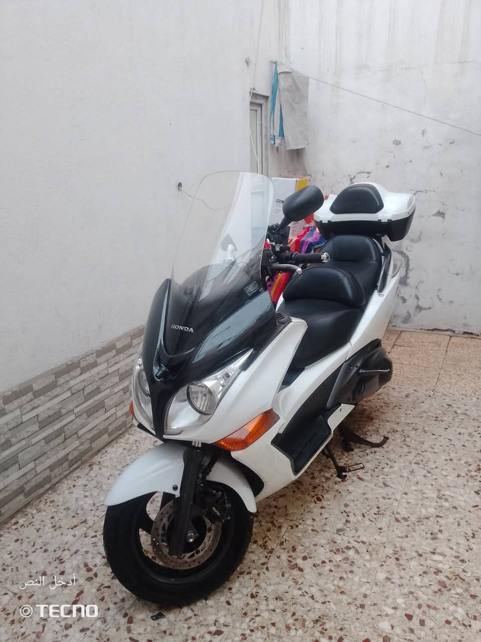 السلام عليكم دراجه سلفر ونج جي تي 600
موديل2016
مواصفات الدراجه
استان كهربائي

كلوب جنطه
دشبول كرستال
شاشه زركه
قاعده جنطه اصليه
تخم تاير جدد
أوفر مود
جوزه سكيورتي
اشاير لد زنون
منظومة زنون  بانزين كله محسن
لايت تراي لأربيل 
للاستفسار 

@إشارة 
***********
