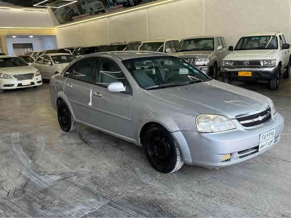 ئو پترا موديل 2010تو ماتيك جاو كا ره باى  كيرو مه كينه و ته قه و ره قه و هه موو به شه رته سه نه وى نويه  به ناوى خومانه ٣ پارجه ى بو ياغه پشتى  جه مپى هه يه   باقى هيجى دى نيه  مالى دوسته 
سعرى ٦٧
***********
*********** كويسينجاك
