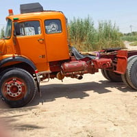 شاحنة • ٨٠ • للبيع