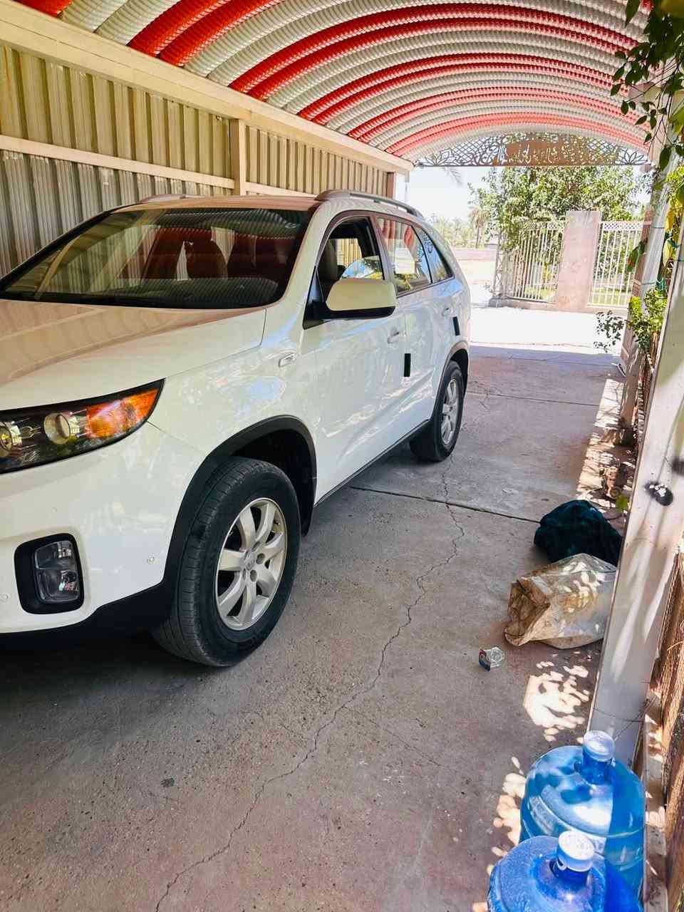 للبيع سورنتو موديل ٢٠١٢ رقم بابل بسمي سيارة بيه صفحه مال صدر صبغ ولباقي مكفول كفاله عامه محرك ٤سلندر  حداديه جديده تخم تايرات  تبريد سيارة حلوه السعر ١١٩ وبيه مجال مكاني بابل حله ***********
