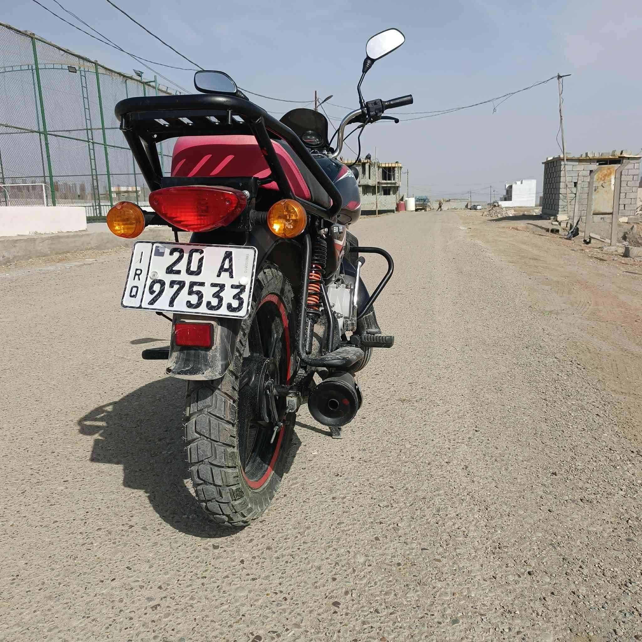 دراجة بوكسر موديل 21 مرقمة إنكليزي الدراجة خير من الله تحويل ثاني يوم الإستفسار واتصل على هذا الرقم ***********
