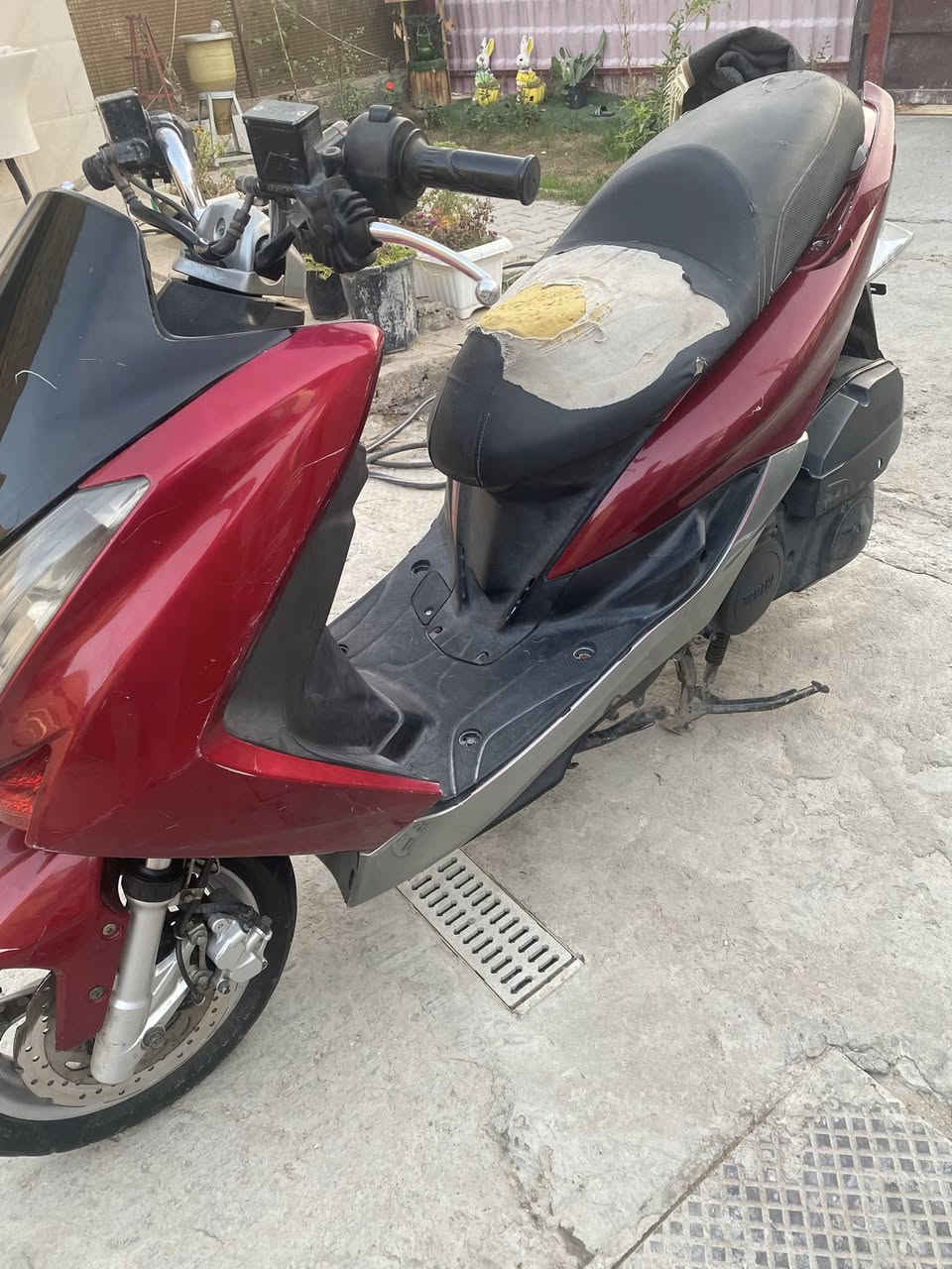 سلام عليكم ماجسته اس ياباني مديل17 دراجه حلوة بمعنه الكلمه شلعه معدل فول أبد ما بيهم نقص كهربايات كلهه شغاله اوراقهه كامله مكينه مكفوله سعر 900 وبيها مجالل مكاني بغداد *********** الزعفرانيه
