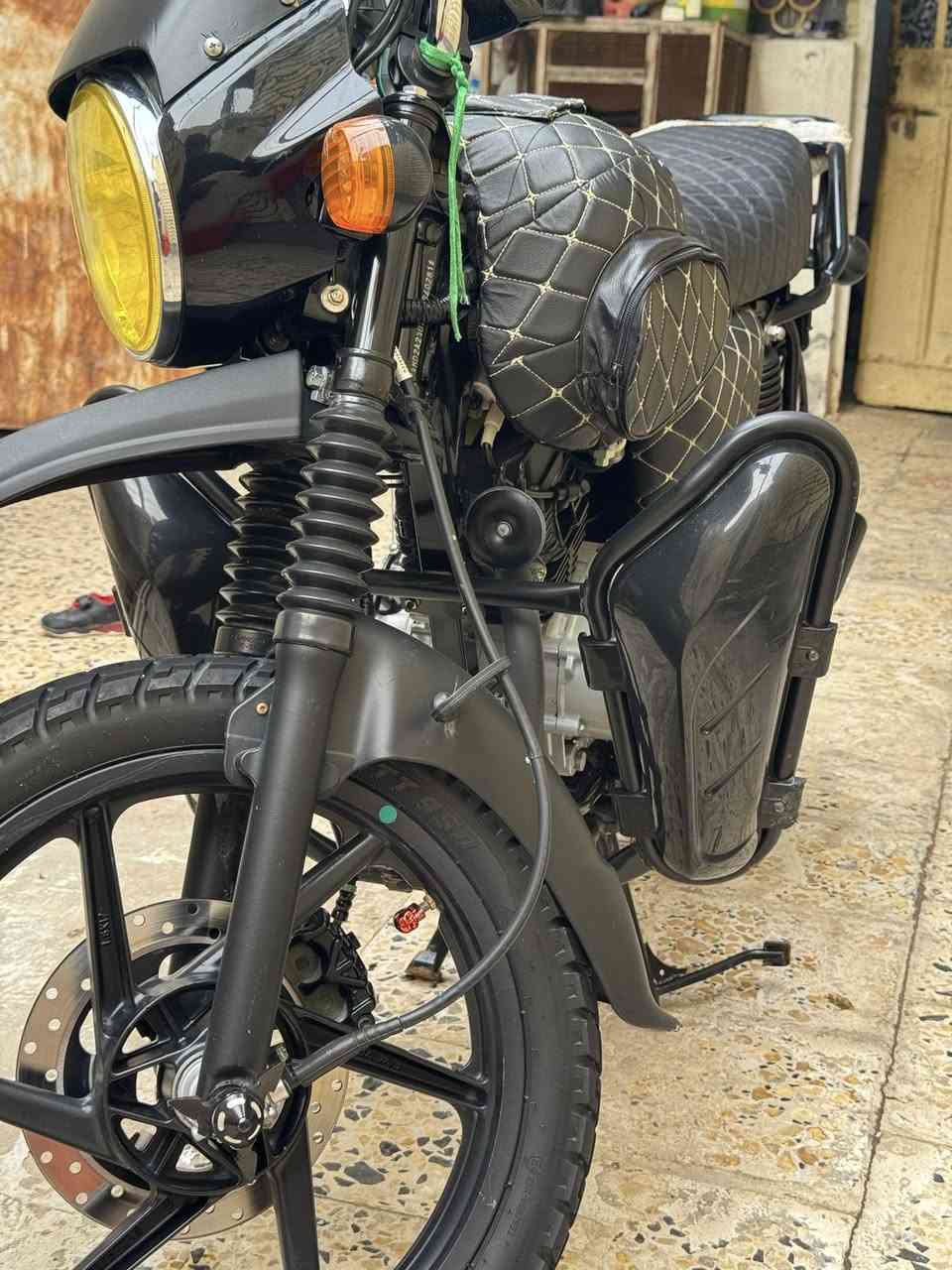 دراجه بوكسر موديل 23  مكفوله من كلشي  سعر مليونين و600    اتصال بس هاتف ***********
