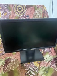 شاشات حجم 19و20 منفذ دسبلي بورت حجم 19 ب25 حجم 20 30 الف توصيل موجود 0...