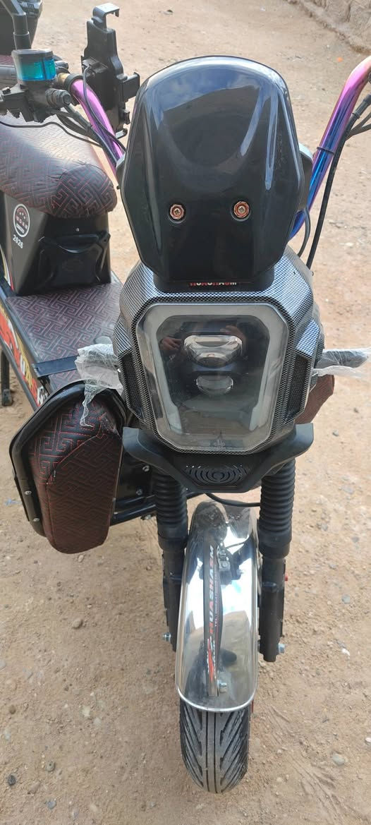 موطور شحن هيوشه (6 باتري)  للبيع موديل 2026 أستخدام شهرين فقط 
((ب800.000)) الف وبيه مجال 
رقم الهاتف 
***********
***********
