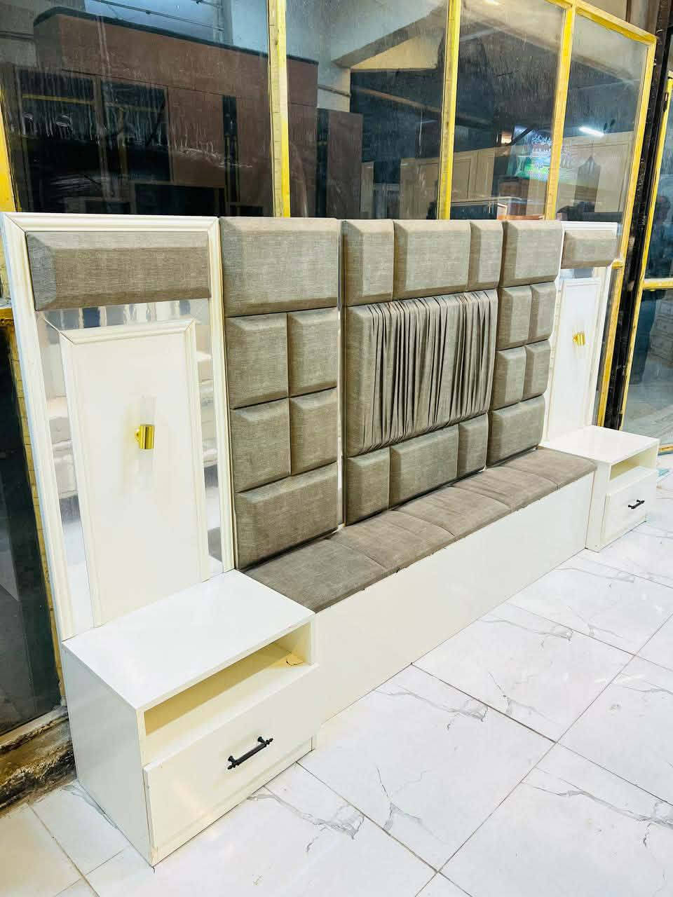 للبيع استفسار حجز وتساب ***********
