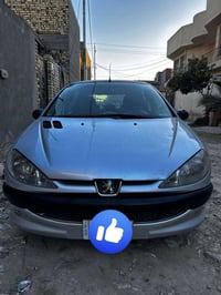 بيجو  مديل 2009  سعر 40 وبيها مجال ومراوس حسب قناعه  كير ومكينه كفاله ...