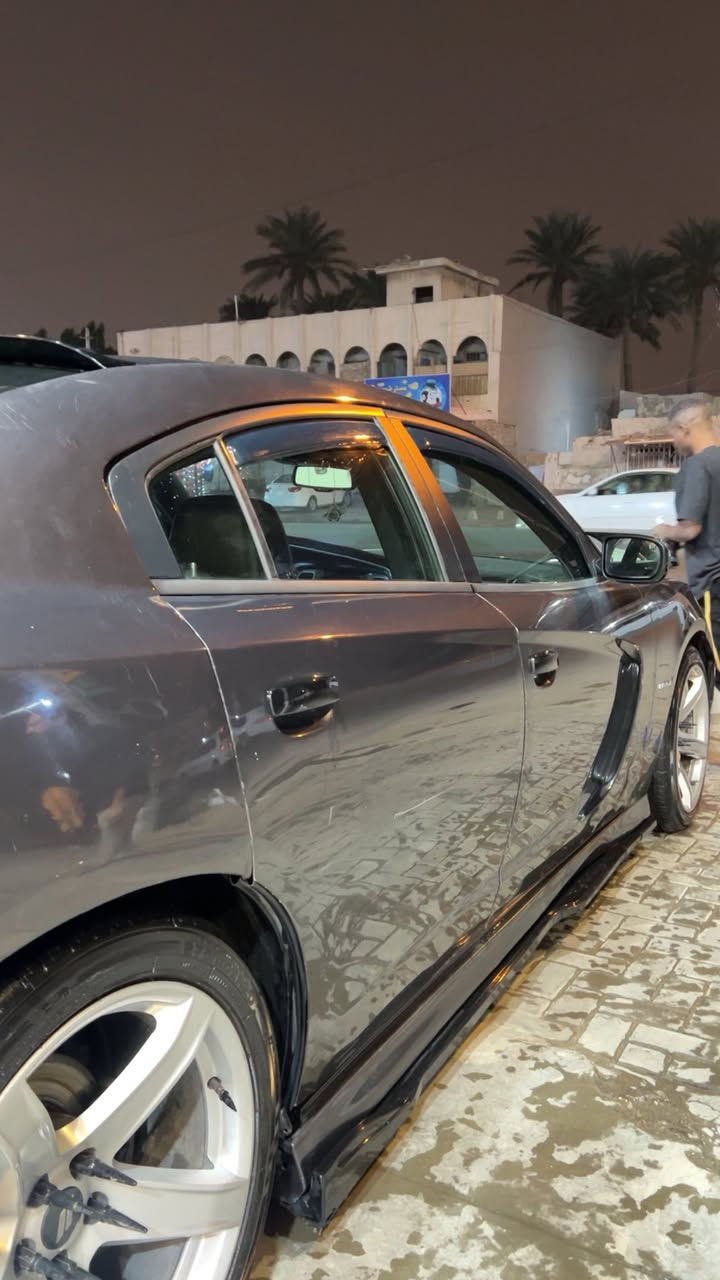 (((مراوس اوباما))) فقط
دودج جارجر موديل 2018 Rt 
ضرر جاملغات خلفية بدون حوض 
بجم كبس
كيو مكينة جاهز للاخير 
فول عدا رادار وفتحة 
سيارة بلادية عليها
اويل كاج كان 
تفريغ 
بطالة SRT مبدل 
ممشى 114mil
صدر امامي خلفي جديد 
ويل نجمة خسفة قوية 
كار بلي 
تدفئة تبريد كشنات 
ستيرن كهرباء تدفئة 
دكمة سبورت
سيارة مدامة بلكامل. 
اصل باسمي هزة وسنوية جديدة وتحويل صاني يوم ابصملك. 
كل نقص مابيها 
***********
