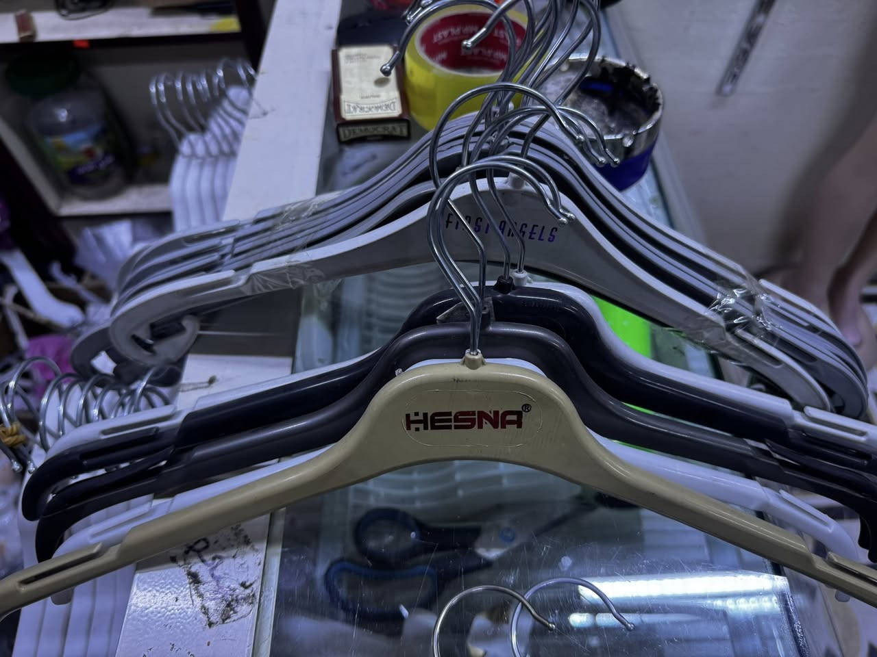 تجهيز محل كامل للبيع
ملكانات نسائيه 

استان دائري طويل

أستان دائري قصير 

جامه عرض 

ميز عرض 

تعاليك AAA

تعاليك متنوعه 

تعاليك بناطير

رفوف متحركه 

الاستفسار ***********
