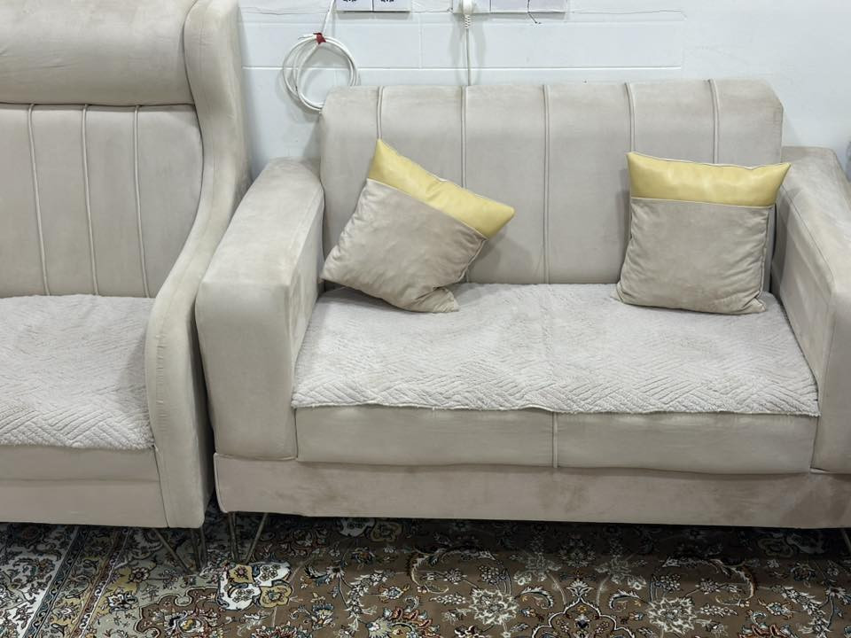 بو فروشتن ٢٠٠ هه زارو مامه له

‭٠٧٧٠ ٢٢٠ ٩٨٣٣‬
