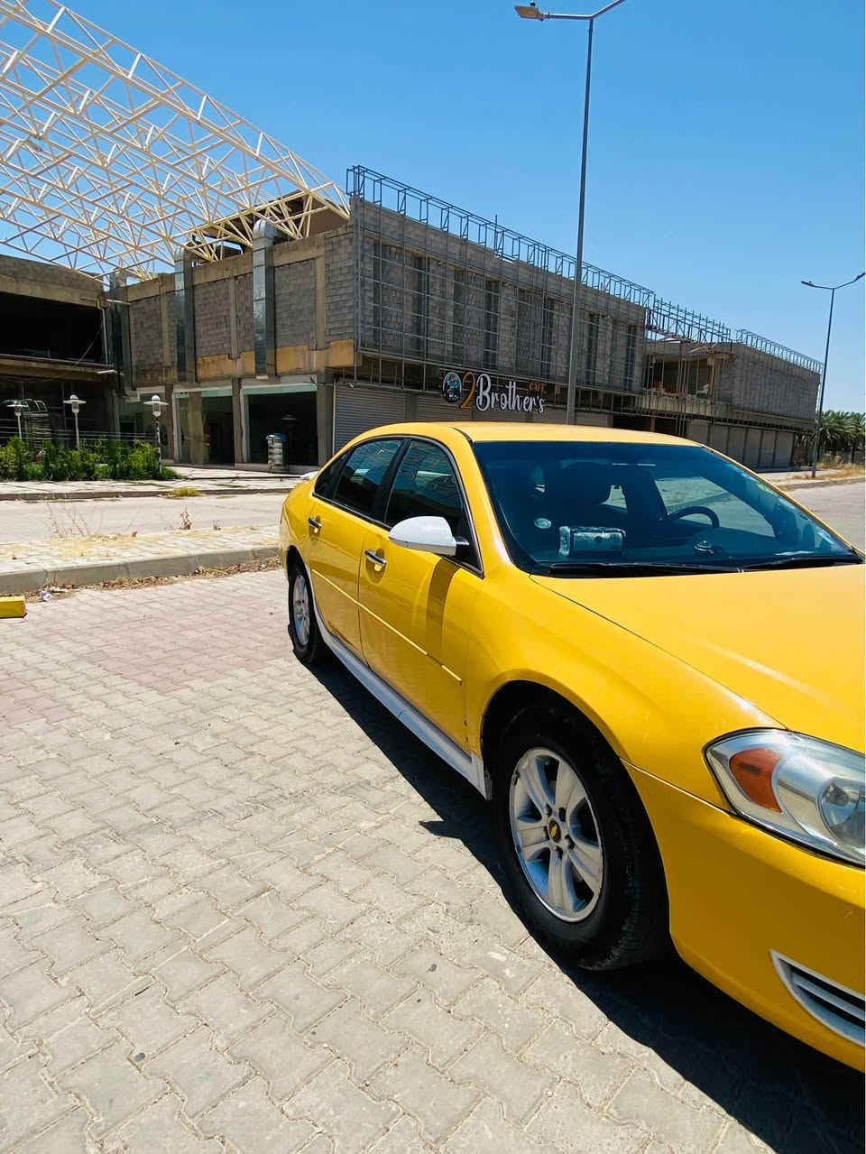 - للبيع فقط 

- شوفرليت امبالا 2013

- سيارة وارد امريكي حادثها جاملغ امامي فقط صفحة السكن بدون دواخل بدون ايرباك وبيها بارد باب السكن فقط غير هذا كلشي مكفول 

- صدر امامي خلفي كله جديد كهربائيات كله جديد كير مكفول محرك اكاديا 3600 جديد 

- رقم السيارة بغداد الدولي الجديد تحويل مباشر مصفرة هيئه وغرامات 

- موصفات السيارة كشنات جلد كراسي كهرباء تحكمات بل استيرن تشغيل عن بعد 

- مكان السيارة ديالى / قضاء خانقين 

- سعر السيارة 75 وبيها مجال بسيط 

- للأستفسار رقم الهاتف / *********** خناقين, ديالى
