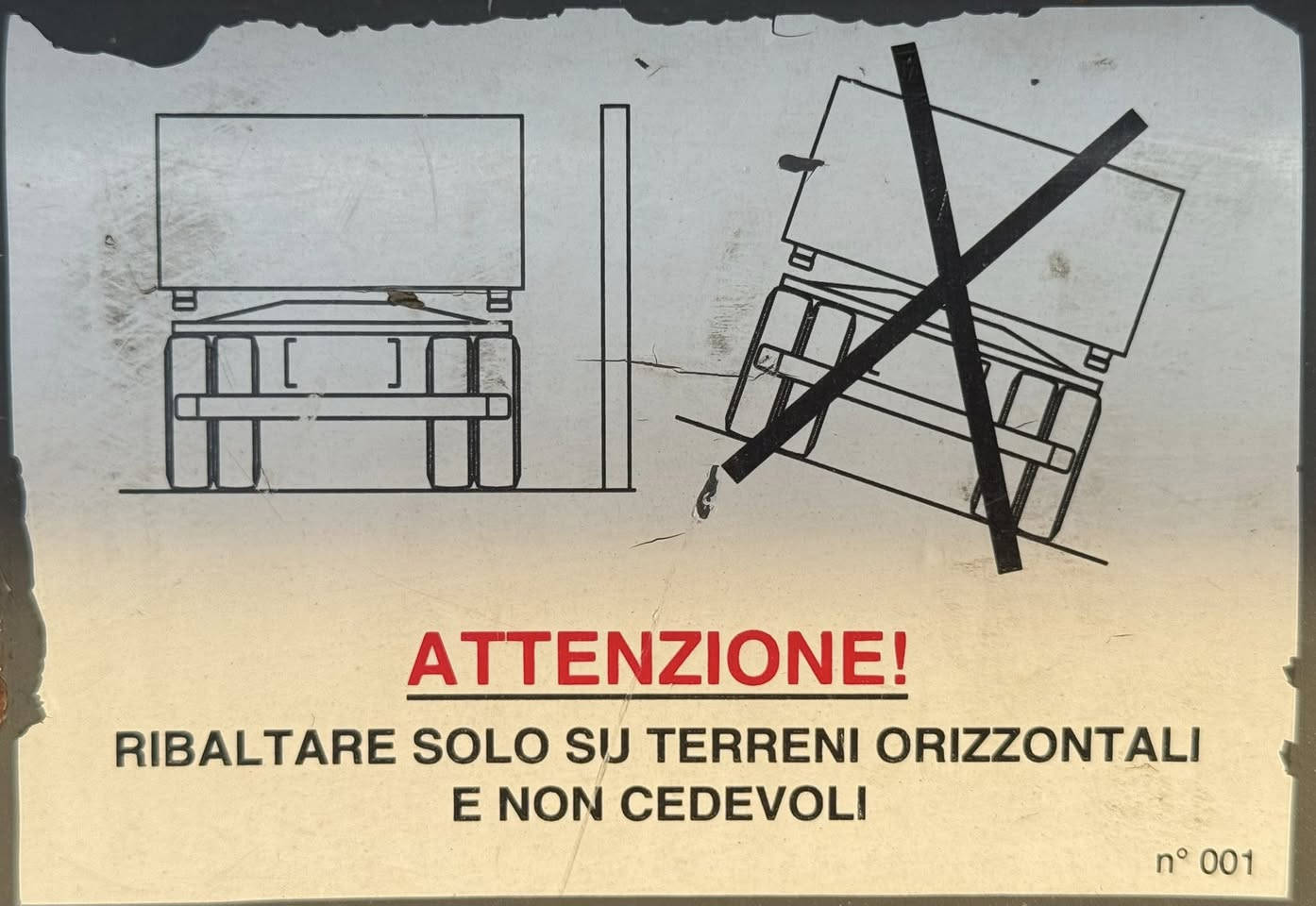 للبيع رينؤ عگرةب بؤدي بيلادية مؤديل 2004 حجم محةريك 420 أنجكتةر مامةفتوح
رةقةم سليمانية سةنةوي جديدة 
أكسل جف كبير 
تاخم كامل تايةرات جديدة 
تةبريد حارو بارد أشتغول بيلاد 
محةريك و گير و أكسل بل شةرت مامةفتوح 
گير 151 عادي 
مكفولة كفالة عامة دةعامي لل دةعاميية 
***********
***********
