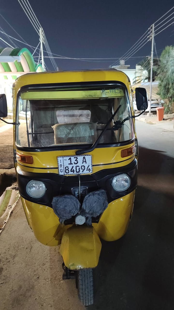 تكتك للبيع موديل 21/3/28 تكتك سنويه ورقم بيهه ضربه بل لغد جوه كلش تجي وتشوف يم لبك لايت اي استفسار اتصل على الرقم ***********
