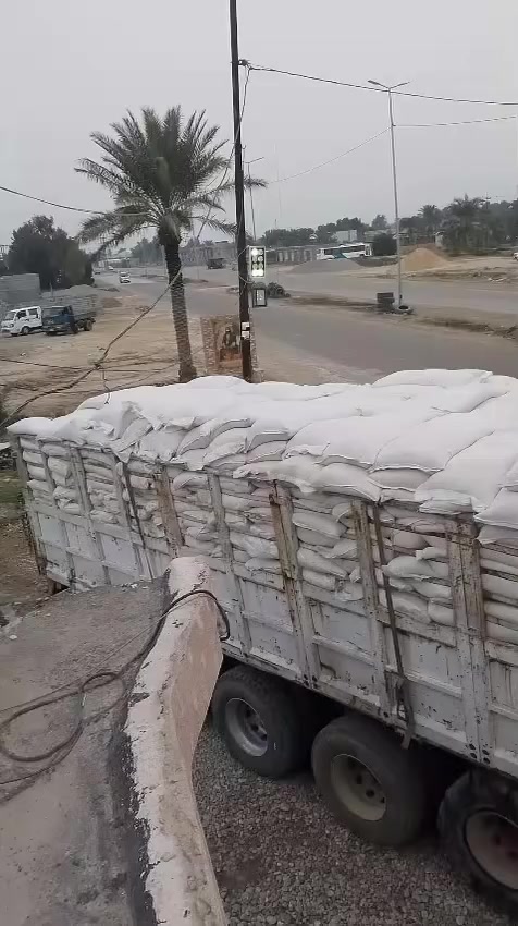 علوة أستاذ حسين الحرگوصي 
على بركة الله غدأ تفريغ شعير مجروش درجه أولى 
بابل الشوملي 
***********
***********
