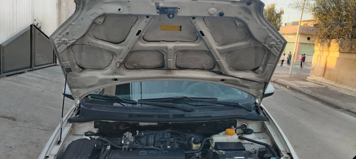 السلام عليكم 
للبيع فقط... 
افيو موديل 2010
رقم اربيل 
ضرر شبر بل بوند 
+ باب سائق مبدل 
+ جاملغ صبغ فقط بدون دواخل 
باقي السياره حاهزه من كلشي 
كير محرك شرط 
طخم شرط تبريد شغال فقط فقط صوت بل كمبريسر 
طخم تايرات جديد 
باتري جديد 
شرط التحويل وكاله بأسمي اني احولك 
كهربائيات كلها شغاله (وايرمنيه) شرط 
السياره بلادي 
قفل مركزي شغال 4 ابواب 
شاشه ايباد شغاله 
عليها غرامات تنزل من السعر 
السعرر 68 ورقة 
للاستفسار اسيا ***********
