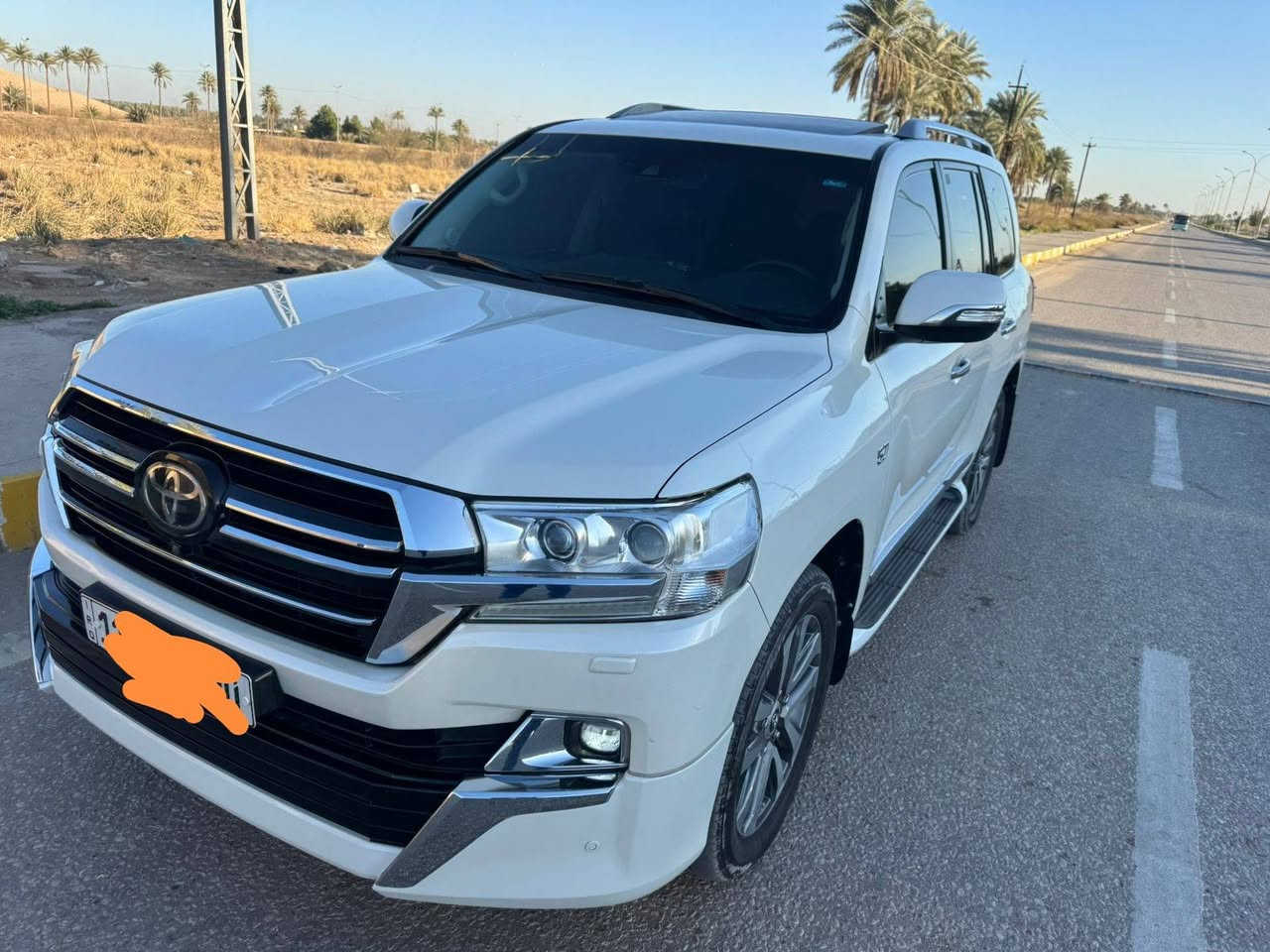 السلام عليكم لاندكروز ٢٠١٦ VXs أعلى فئه ماشيه ١٢٠ الف كفاله عامه رقم بغداد مميز مكفوله من الصبغ والتبديلل
***********السعر مناسب
