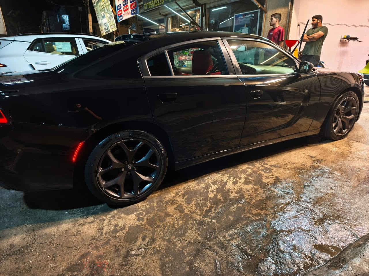 سلام عليكم للبيع جارجر 2017 اسود sxt رقم اربيل بسمي تحويل مباشر
موصفات 
محرك 6 سلندر 3600
تو ويل 
شاشه كبير 
حساس خلفي 
كار بلي 
نظام صوت الباين 
كشنات حضن تدفئه 
ويل ٢٠ 
سياره عليه نانو سيراميك ضمان 
ماشيه ١٢٠ 
مكفوله من شاصي ولغود 
بيه بنيد مصبوغ اصلي تغير لون مال تحديث 
وبيه جاملغ خلفي وره سايق صبغ وباب عكس سايق كلير امريكا 
مكاني بغداد سعر 185 ورقه وبيه مجال بسيط
رقم ***********
