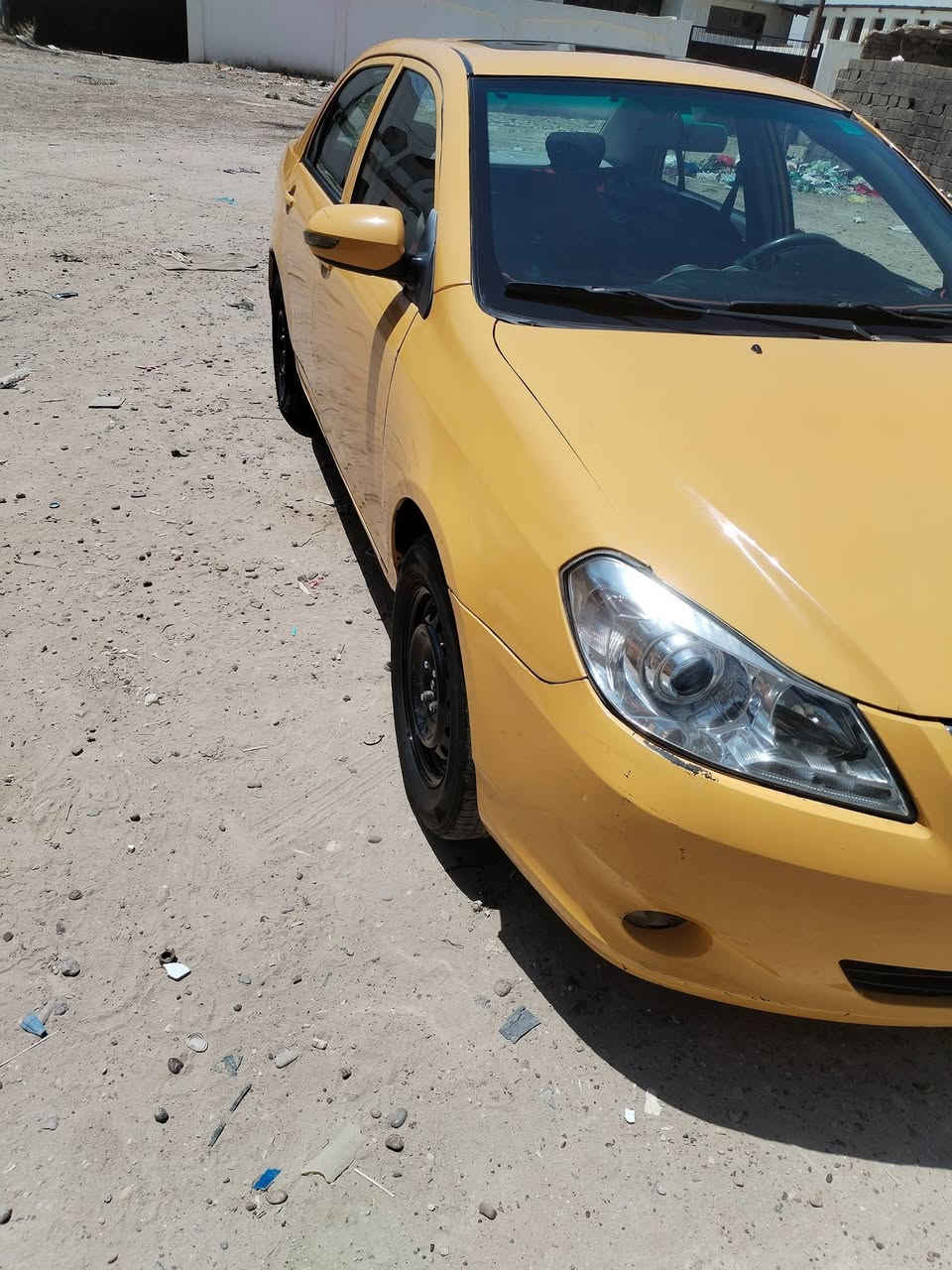 سلام عليكم بي وايدي موديل 13  كير ومكينه جديد كوله  حديث الف 1800 تخم تاير جديد تبريد شغال كهربائياته جديد بيه ضربه باب سايق ومصلحه مصبوغه عام سياره بسمي هزه جديد سعر 38 مكاني بغداد رقم ***********
