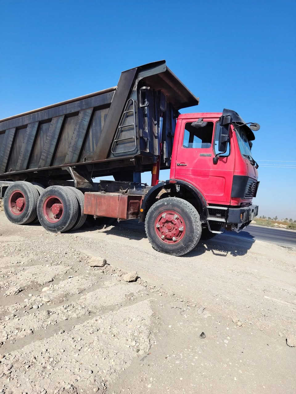 البي البيع موديل 84 بلاد كلاب تخم تاير بدي جديد مكفوله كفاله عامه العنوان ناصريه قضاء الفجر ***********
