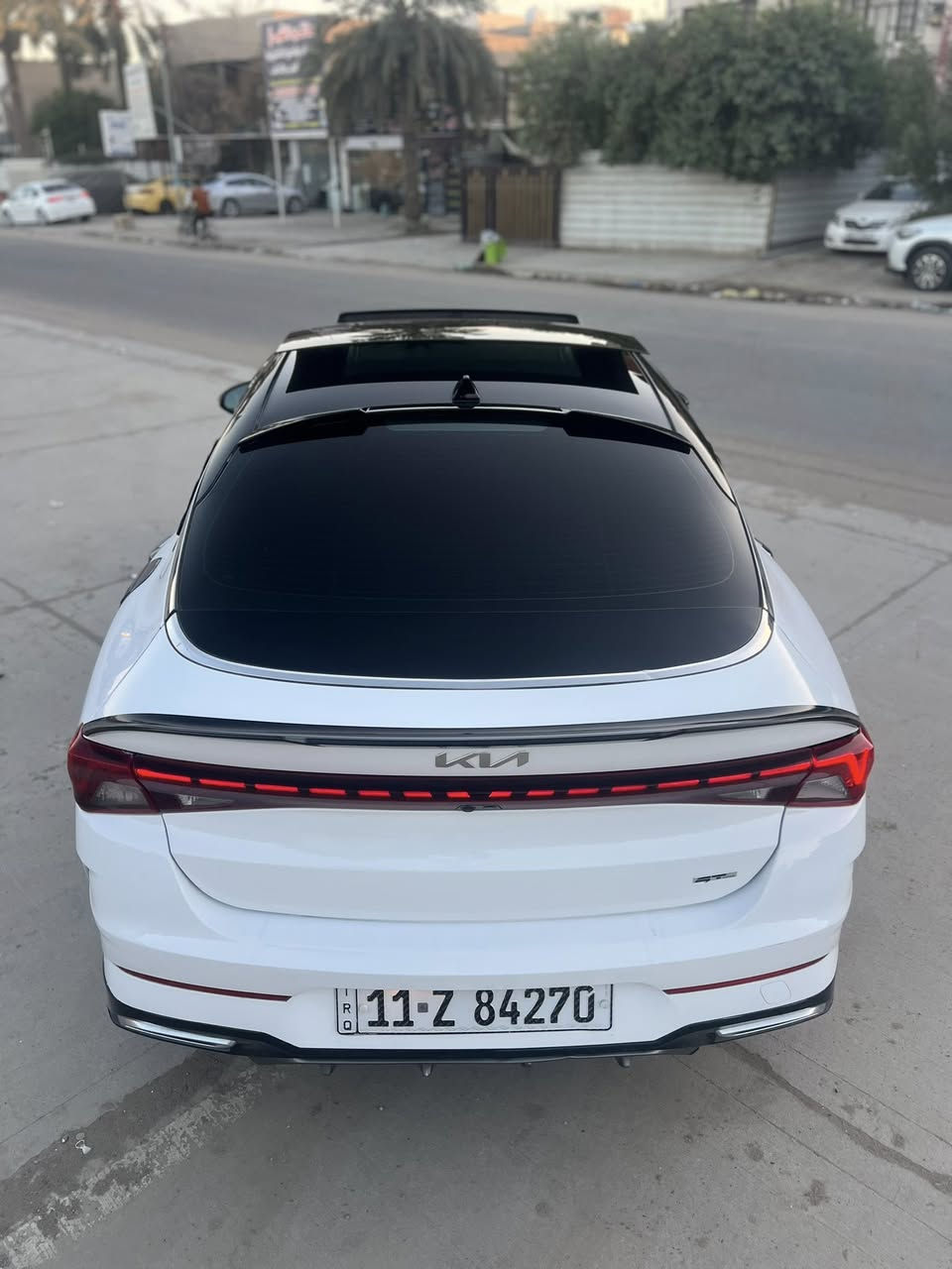 K5 gt line 2024
وارد امريكي لون ابيض 
العداد 32 الف كيلو 
محرك 1.6 تيربو
-بانوراما 
-بصمه تشغيل + بصمة ابواب 
-شحن لاسلكي
-كشن كهرباء
-فول تحكم ستيرن
-تدفئة كشنات 
-رادار امامي + خلفي 
-سايد بريك بصمه
وباقي الواصفات المعروفة
✅حادثها خلفي بدون دواخل بدون ايرباك
✅ بيها تبديل جنطه وجاملغ خلفي بارد وجاملغ امامي بارد بسيط جهة سايق وصور الحادث موضحه بالمنشور 
رقم الشاصي : 5XXG64J2XRG257134
رقم بغداد الجديد بأسمي
مكان السيارة بغداد _ العامرية
السعر المطلوب 217 وبيها مجال 
               تفاصيل اكثر الاتصال : ***********
