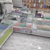 ٥ فاترينات للبيع وحاسبه hp استفسار ٠٧٨٢٥٢٥١٥٢٦