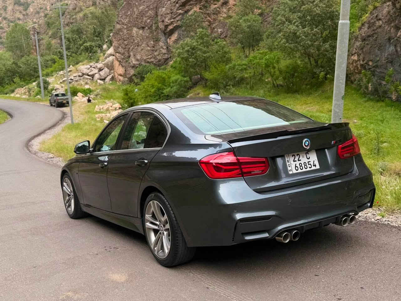 Bmw
موديل 2018
142 هةزار رويشتووه
مواسةفات خةليجى
فول فول مواسةفات 
ناو زةرد
سلايت نييه
318i
3 پستون دةبل پاوةر توربو 
كراوةته -M- 
گير / مةكينه / تةبريد / كارةبايى / بةشةرتى 10 فيتةر 
تةحويل - غرامه - بةشةرت 
بوياغ - دوو پارچه - چاملغ - بونيت 
بى ليدران - بى ناوةوه - بى ئيرباگ 
سةنةوى نوييه - 2030
250 مةسروفى تيدانييه 
شوين - هةولير 
*********** 
139$ أربيل, العراق
