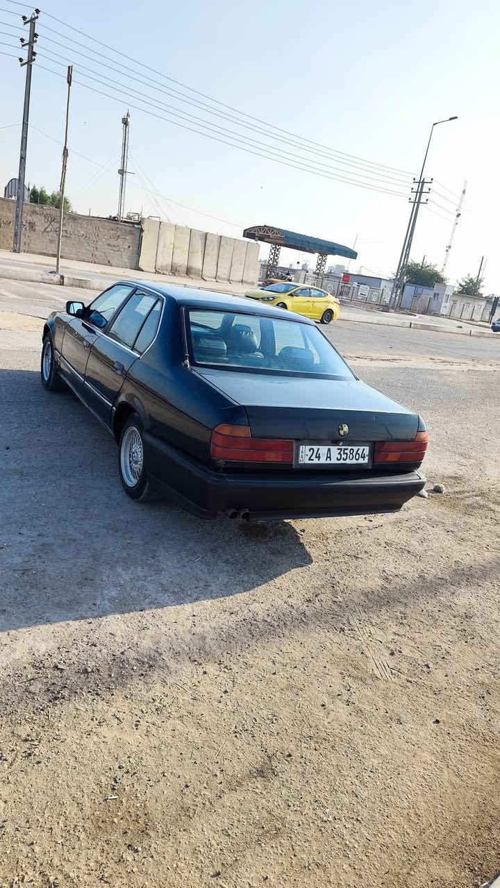 👇🏻👇🏻
بي ام موديل 1993 محرك 6سلندر كير حداديه جديد تخم تايرات جديد مصبوغ حزام بدون دواخل كرهبايات كله شغاله تشغيل عن بعد داخل جلد فتحه تبريد ثلج مسجل شاشه  تحولي مباشر سعر 55وبيه مجال قليل مكاني كربلاء المقدسة 
***********
