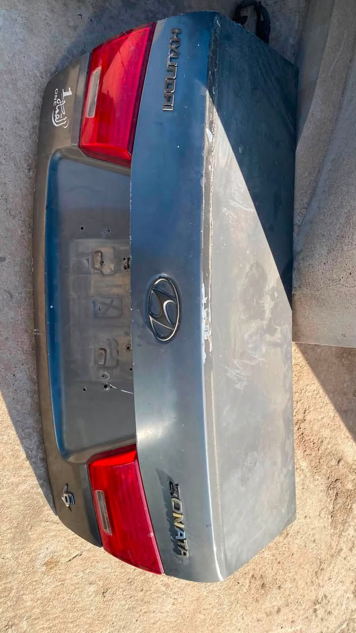 قطع سوناتا مثل ما موضح بالصور  يرهم موديل 2009/2010/2011
للأستفسار 
***********
عنوان موصل
 وبعض القطع اكو توصيل
