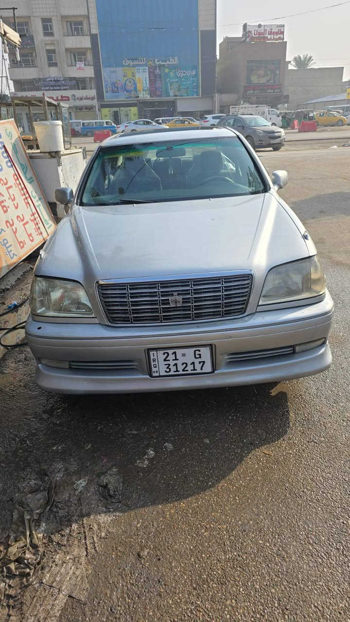 سلام عليكم عندي سيارة ملكة 2001
فول محرك 3000 باسمي رقم سليمانيه 
المكان بغداد معروضة 132ورق
الاتصال ***********
